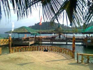 Palangan Bayview Beach Resort Пуэрто-Галера Экстерьер фото
